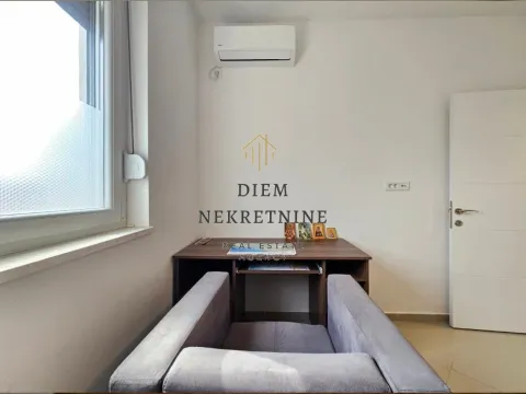 Sale, two bedroom apartment, 78m², Šušanj, Bar - image 4