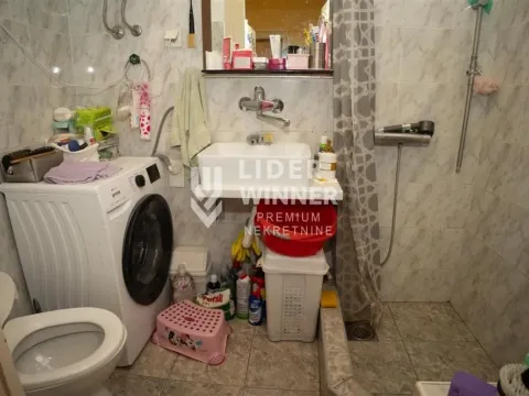 Prodaja, četvorosoban stan, 110m², Klinički Centar, Beograd - image 13