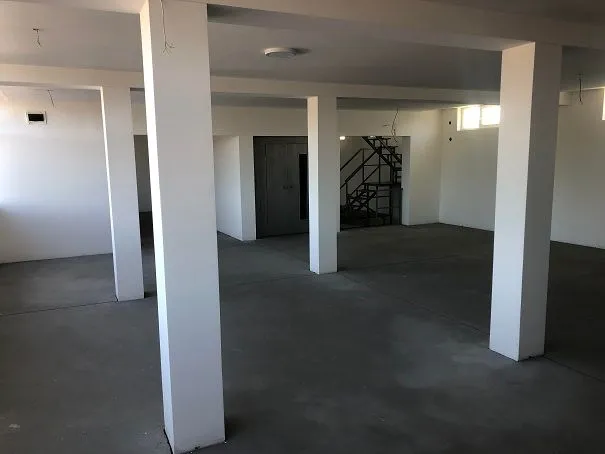 Rent, office space, 920m², Zemun Sve Podlokacije, Beograd