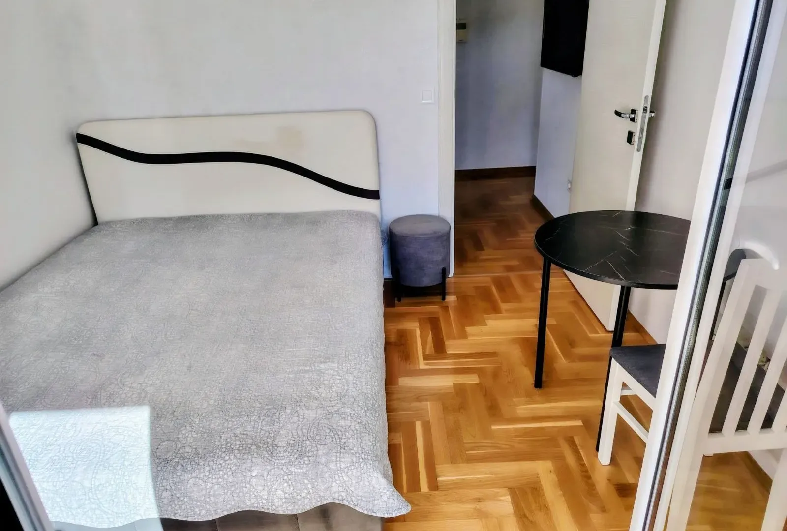 Rent, two bedroom apartment, 70m², Maslinjak, Budva