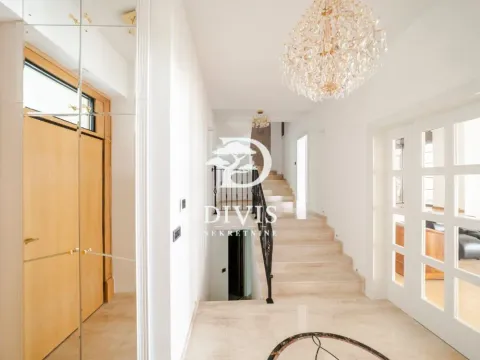 Rent, house, 450m², Banovo Brdo, Beograd - image 11