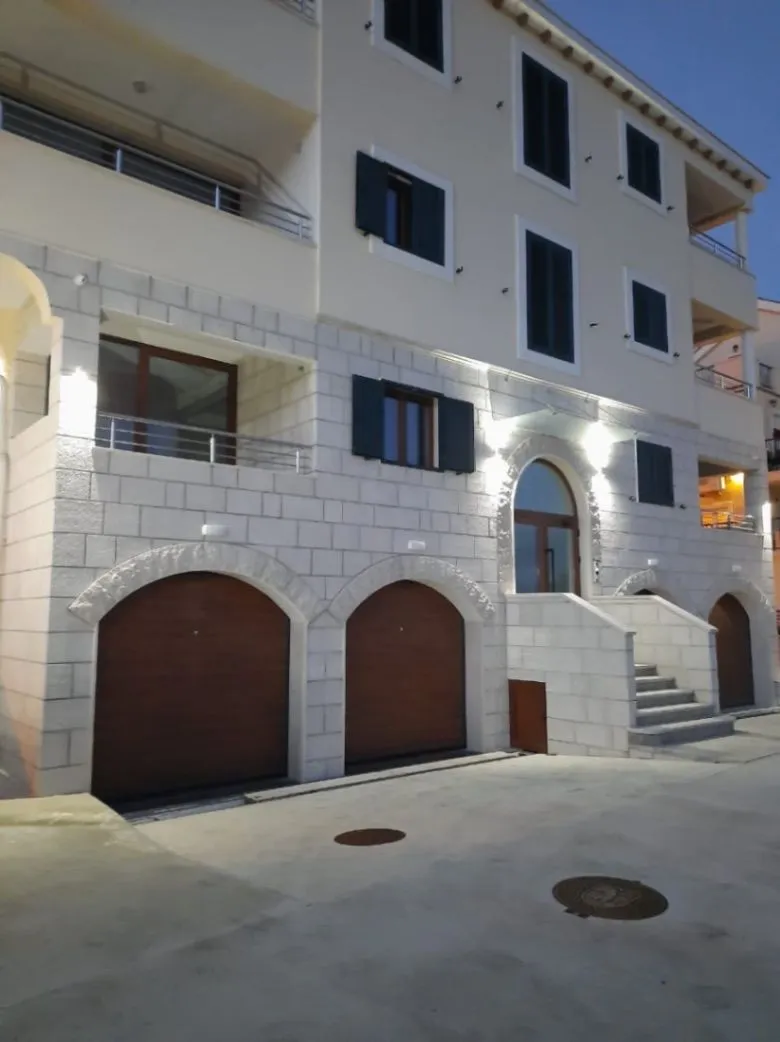 Sale, one bedroom apartment, 53m², Đenovići, Herceg Novi