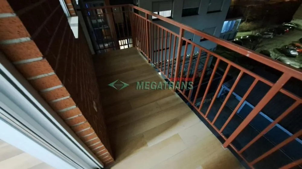 Izdavanje, četvorosoban stan, 100m², Novi Sad Sve Podlokacije, Novi Sad