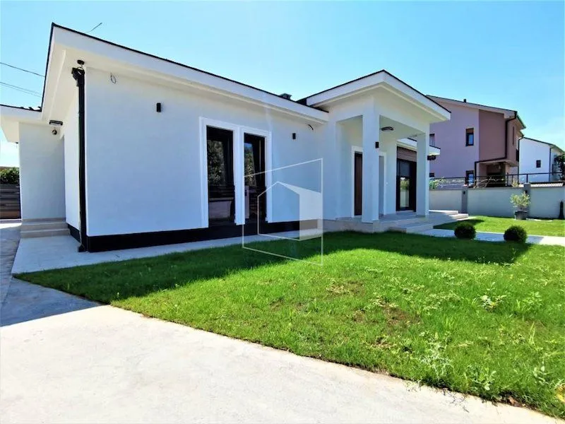 Prodaja, kuća, 150m², Dalmatinska ulica, Podgorica