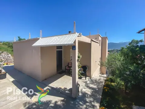 Sale, four bedroom apartment, 160m², Tivat, Crna Gora - image 12