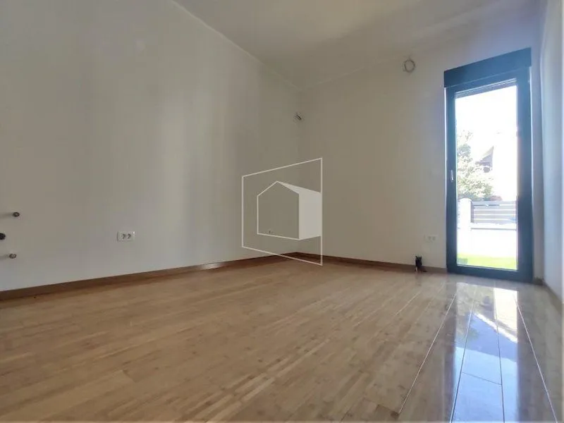 Prodaja, kuća, 150m², Dalmatinska ulica, Podgorica