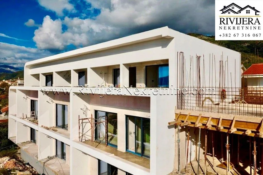 Prodaja, dvosoban stan, 93m², Tivat, Crna Gora