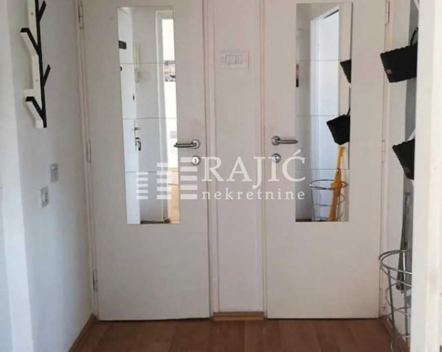 Rent, two bedroom apartment, 50m², Stari Grad, Beograd