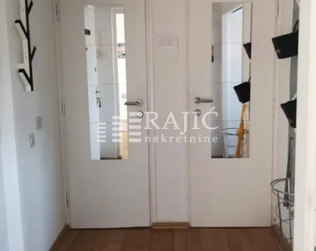 Rent, two bedroom apartment, 50m², Stari Grad, Beograd - image 9