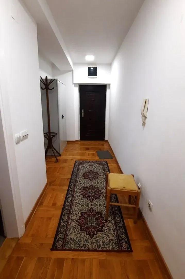 Izdavanje, dvosoban stan, 61m², Autokomanda, Voždovac Sve Podlokacije