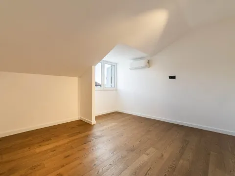 Prodaja, dvosoban stan, 66m², Centar, Tivat - image 7