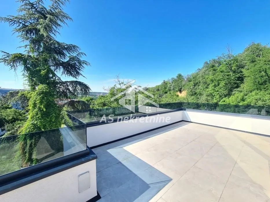 Rent, three bedroom apartment, 360m², Savski Venac, Beograd