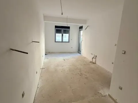 Sale, one bedroom apartment, 43m², Stari Aerodrom, Podgorica - image 6