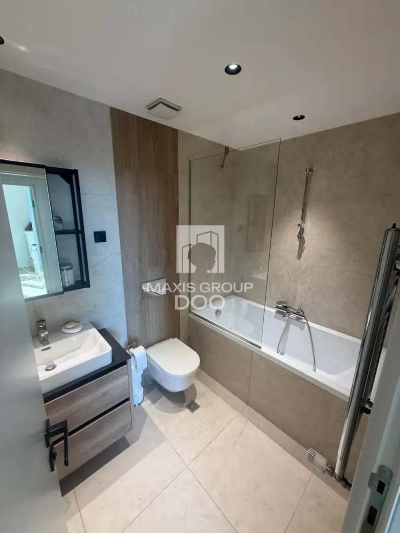 Rent, three bedroom apartment, 81m², Savski Venac, Beograd