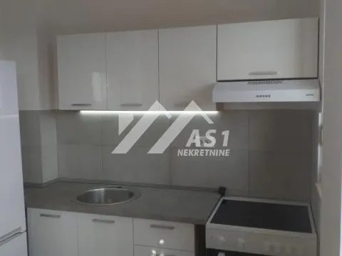 Izdavanje, trosoban stan, 59m², Mišeluk, Petrovaradin - image 3