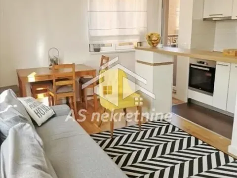 Izdavanje, dvosoban stan, 41m², Zemun Cara Dušana, Zemun Sve Podlokacije - image 3