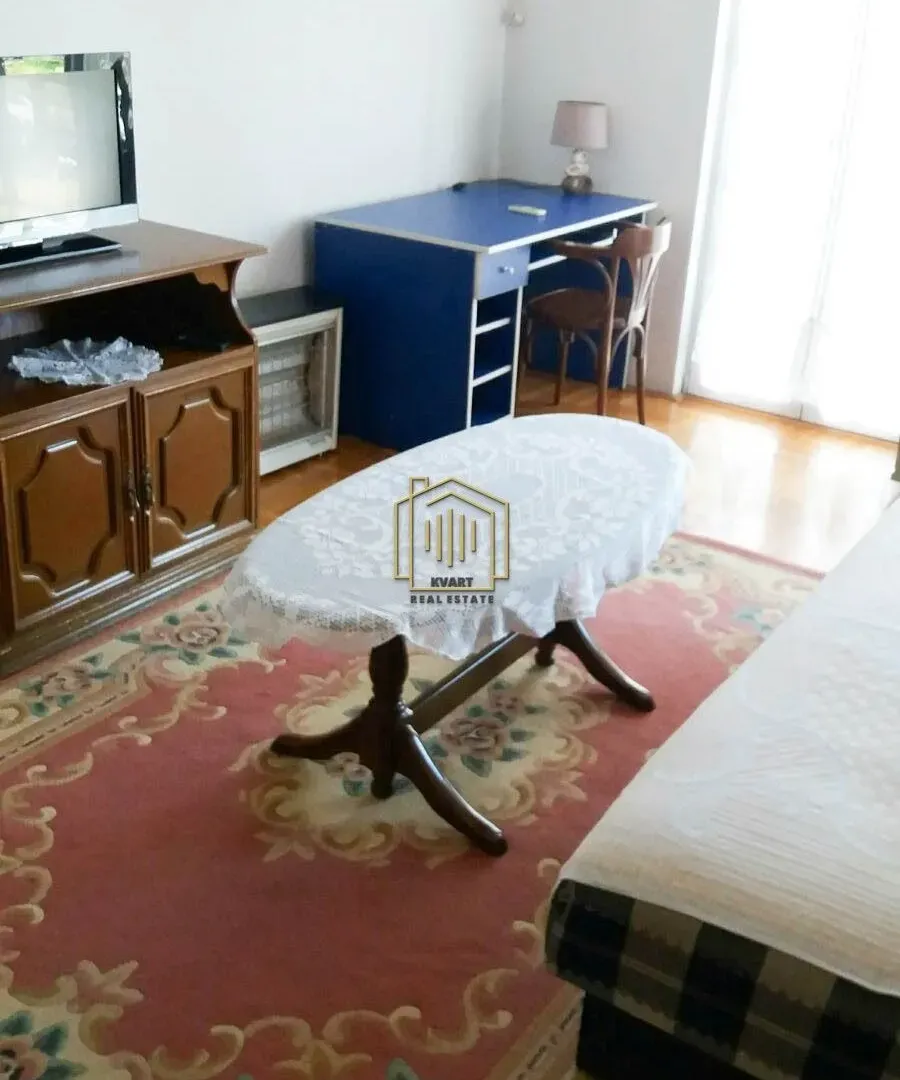 Izdavanje, jednosoban stan, 45m², City Kvart, Podgorica