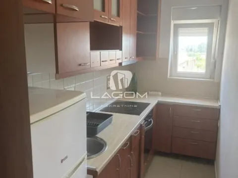 Rent, two bedroom apartment, 45m², Ledine, Beograd - image 8