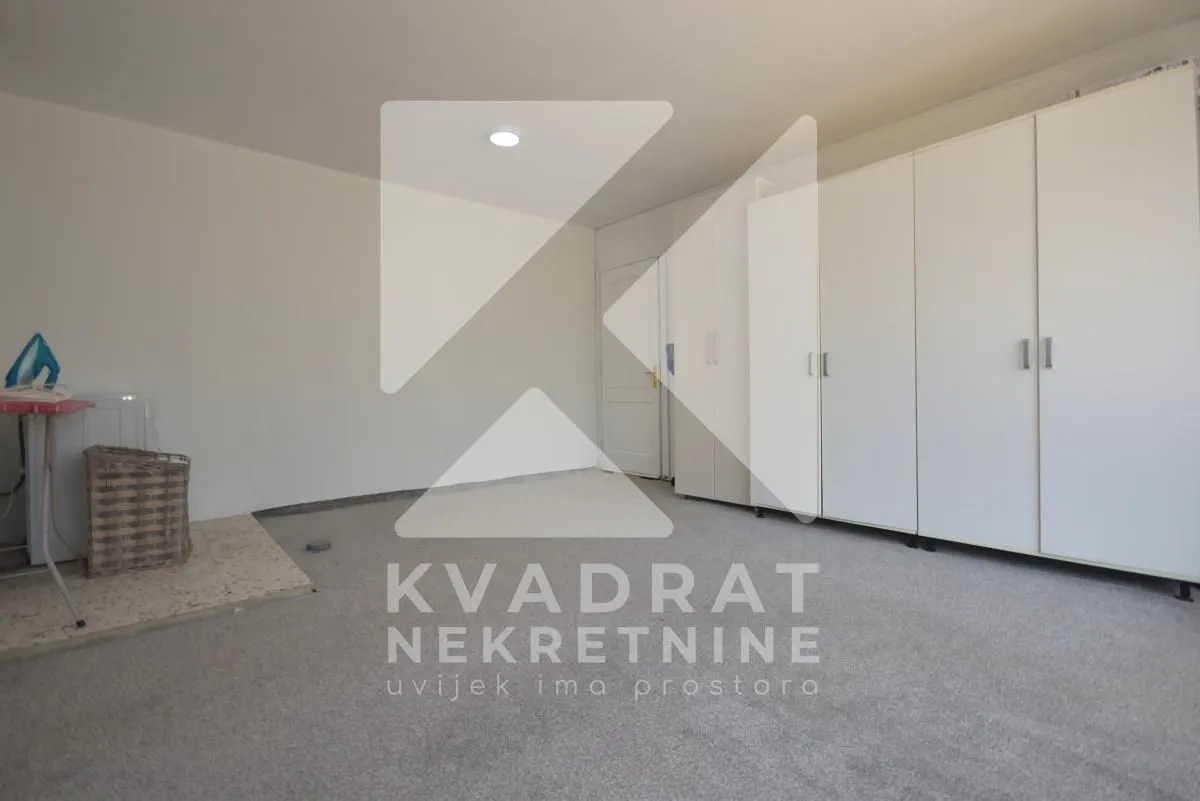 Rent, house, 200m², Dalmatinska ulica, Podgorica