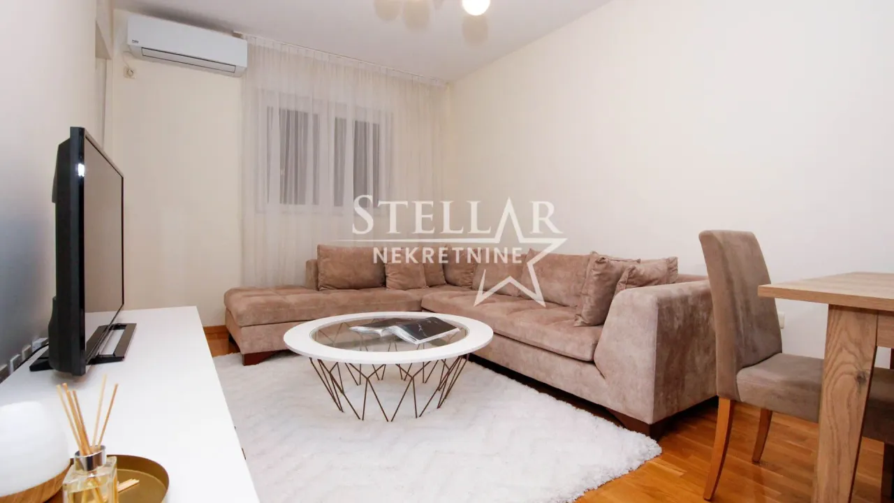 Rent, one bedroom apartment, 43m², City Kej, Podgorica