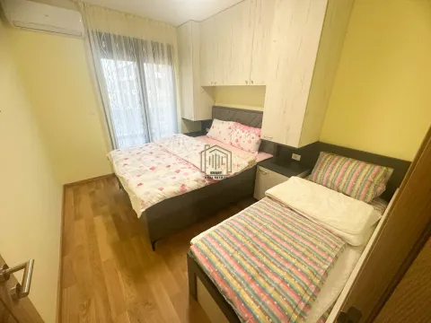 Izdavanje, jednosoban stan, 49m², City Kvart, Podgorica - image 2