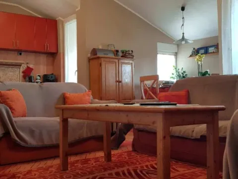 Prodaja, dvosoban stan, 80m², Stari Aerodrom, Podgorica - image 1