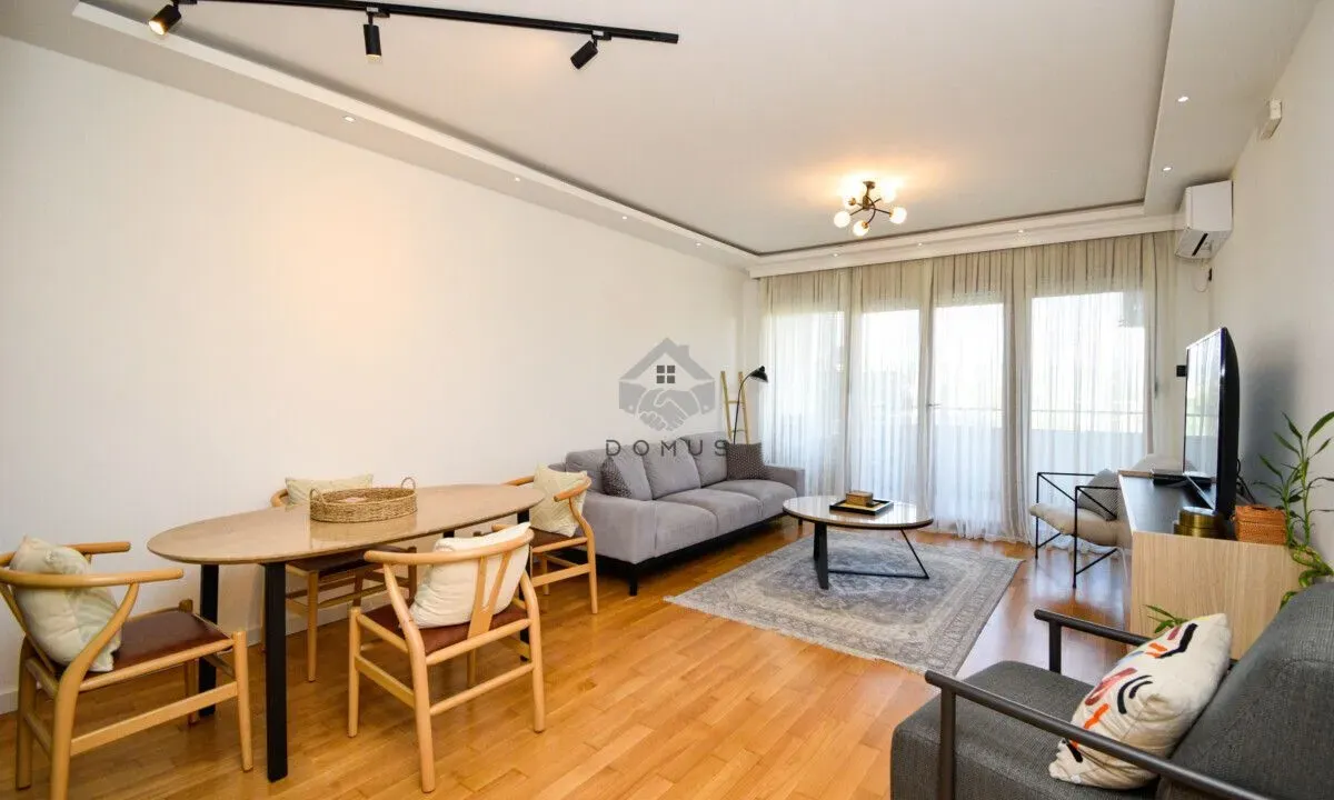 Prodaja, trosoban stan, 97m², Krivi Most, Podgorica