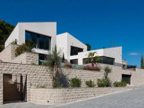 Sale, house, 456m², Prčanj, Kotor - image 3