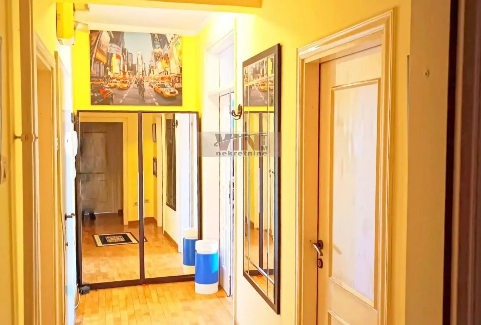 Rent, four bedroom apartment, 106m², Centar Sve Podlokacije, Beograd
