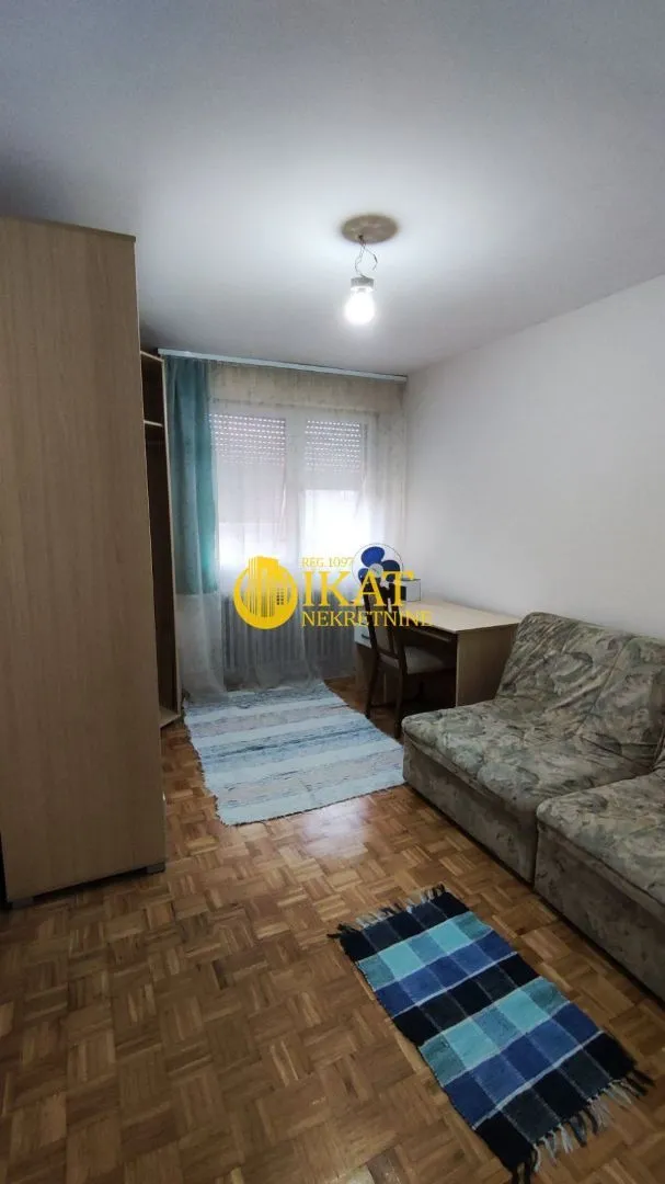 Izdavanje, trosoban stan, 77m², Banjica, Voždovac Sve Podlokacije