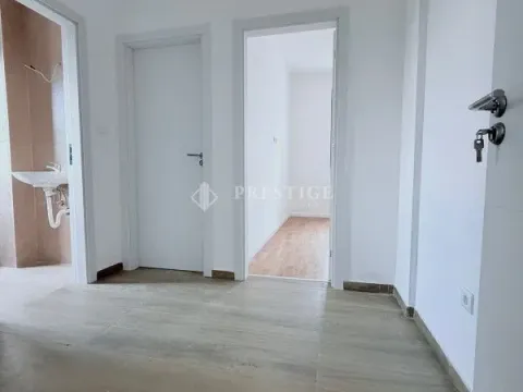 Rent, two bedroom apartment, 64m², Tološi, Podgorica - image 13