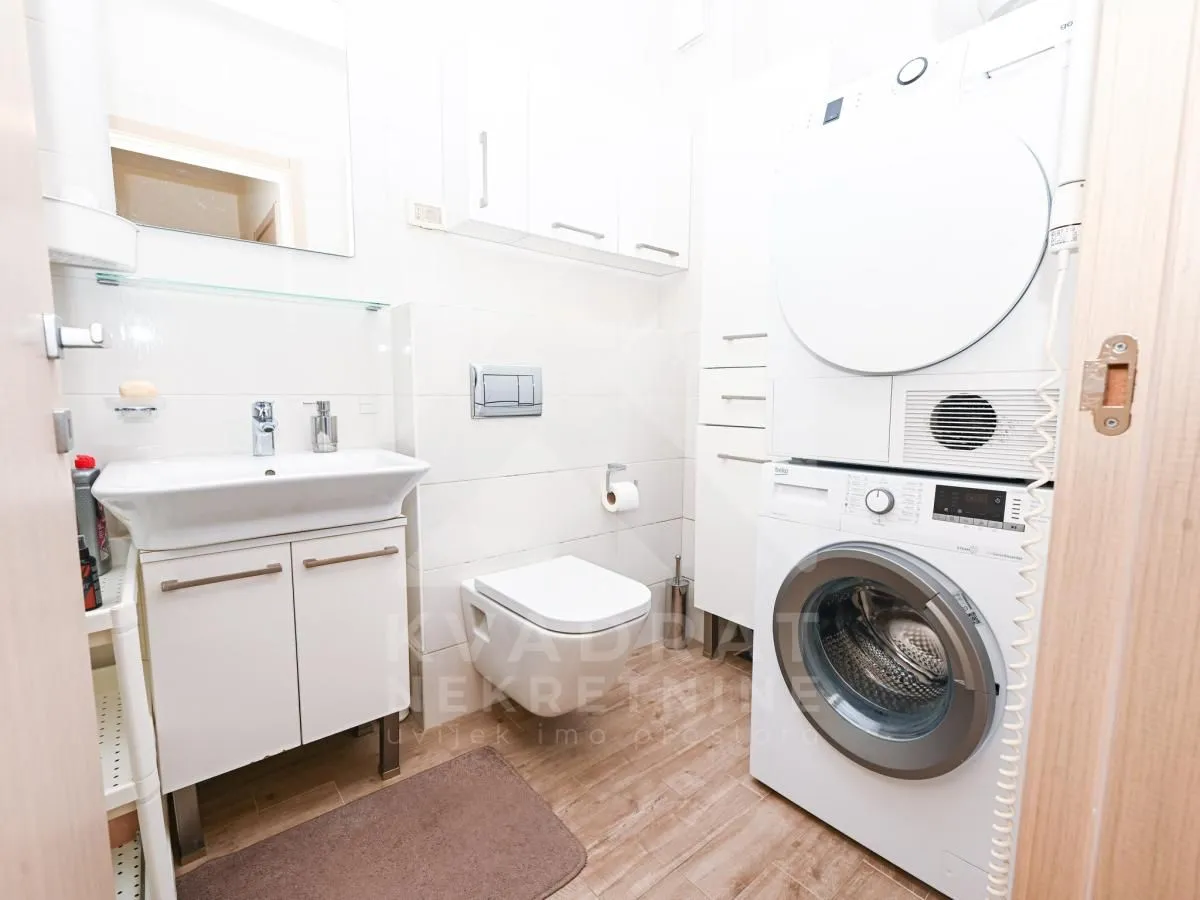 Rent, two bedroom apartment, 72m², City Kvart, Podgorica
