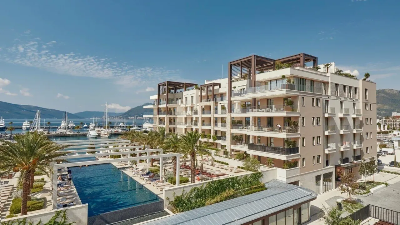 Sale, three bedroom apartment, 193m², Porto Montenegro, Tivat