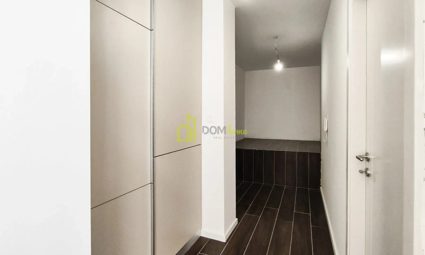 Prodaja, jednosoban stan, 52m², Tološi, Podgorica