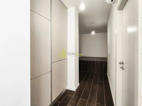 Prodaja, jednosoban stan, 52m², Tološi, Podgorica - image 3