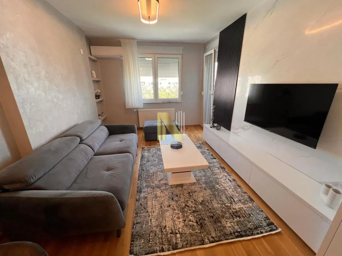 Izdavanje, dvosoban stan, 48m², Avijatičarsko naselje, Novi Sad Sve Podlokacije
