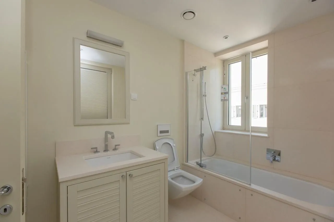 Rent, two bedroom apartment, 164m², Porto Montenegro, Tivat