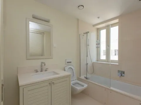 Rent, two bedroom apartment, 164m², Porto Montenegro, Tivat - image 10