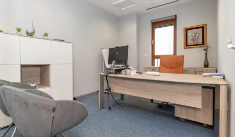 Sale, office space, 156m², Preko Morače, Podgorica - image 2