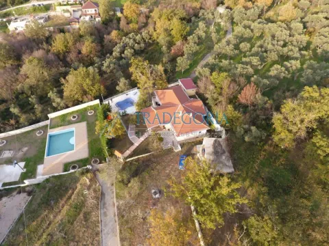Prodaja, kuća, 264m², Bar, Crna Gora - image 9