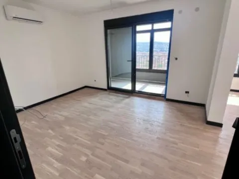 Prodaja, dvosoban stan, 89m², Gorica C, Podgorica - image 2