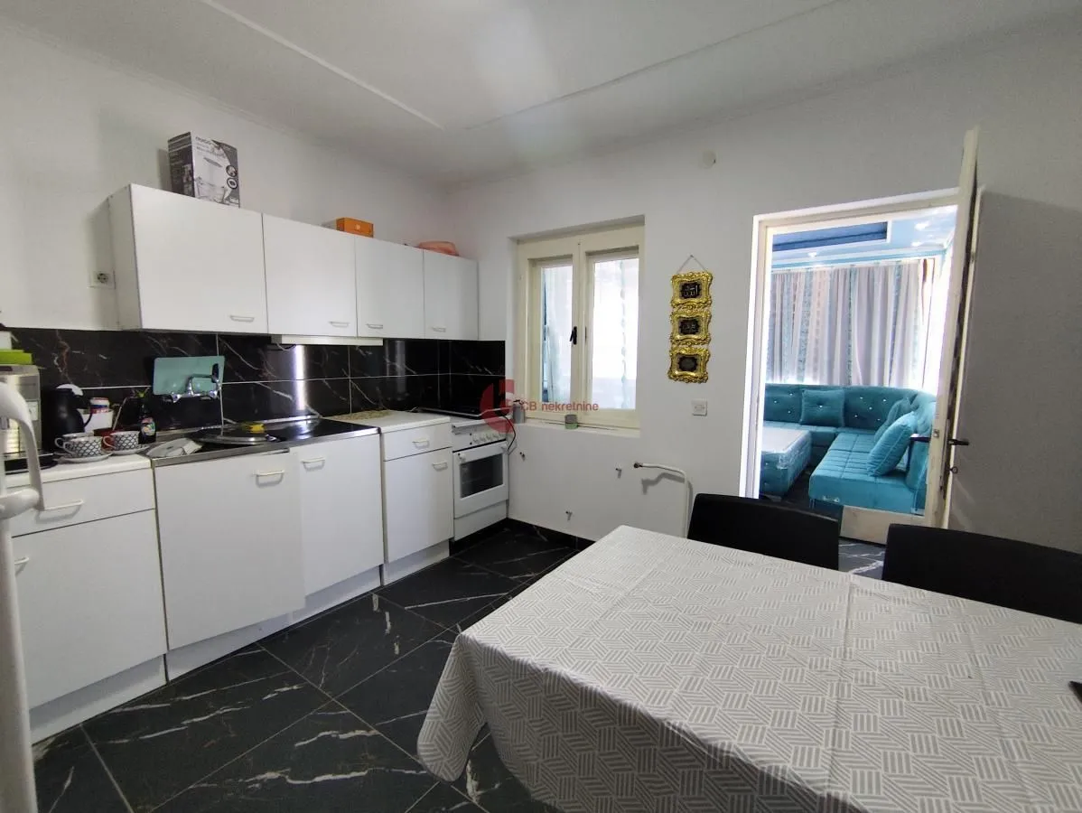 Sale, house, 538m², Peščara, Subotica