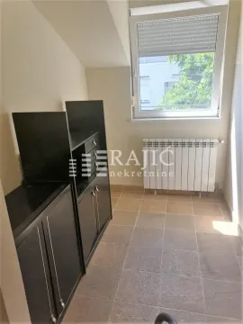 Rent, three bedroom apartment, 70m², Savski Venac, Beograd - image 6