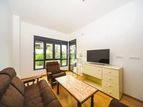 Prodaja, jednosoban stan, 39m², Donja Gorica, Podgorica - image 3