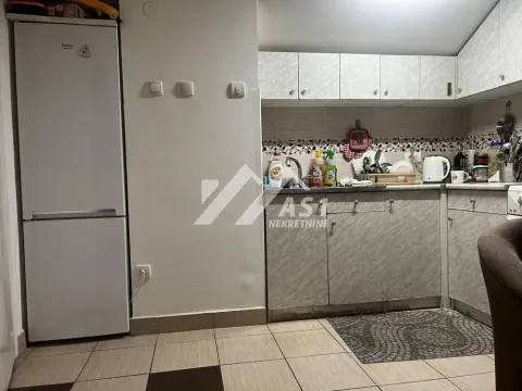 Izdavanje, dvosoban stan, 49m², Centar, Novi Sad - image 3