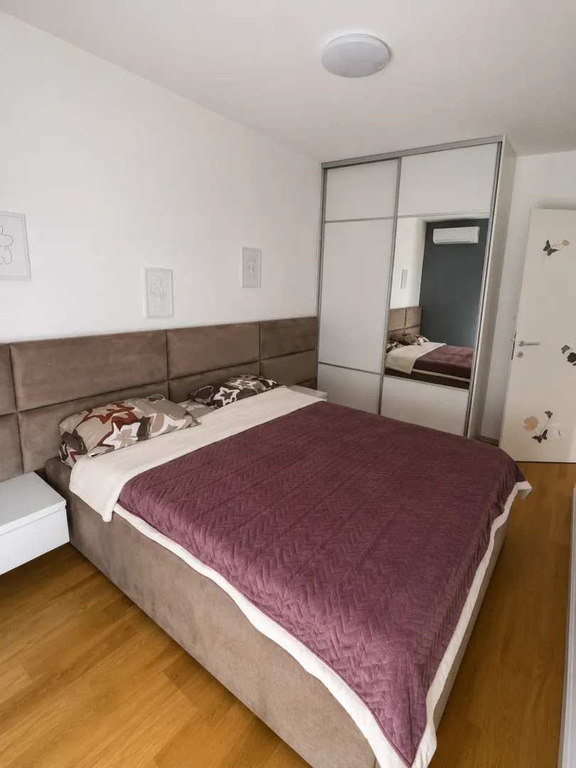 Prodaja, jednosoban stan, 40m², Central Point, Podgorica