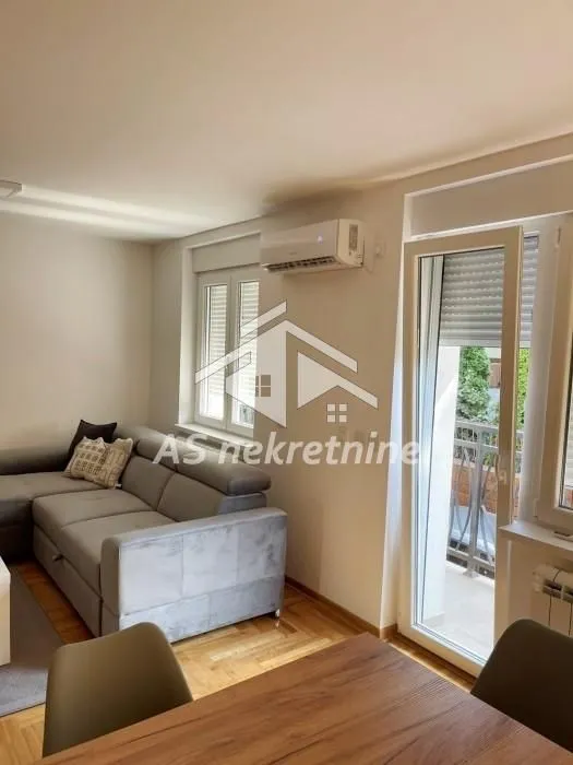 Rent, three bedroom apartment, 64m², Voždovac Sve Podlokacije, Beograd
