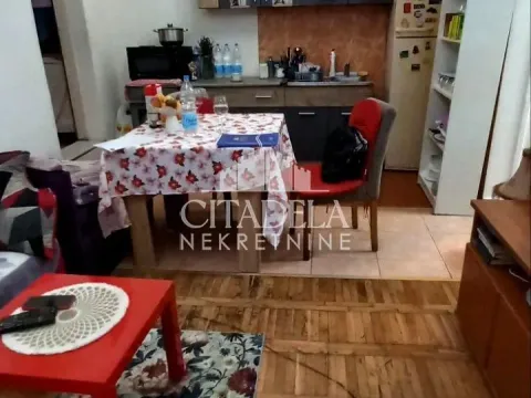 Sale, two bedroom apartment, 42m², Kneževac, Beograd - image 2