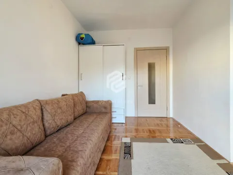 Izdavanje, dvosoban stan, 65m², Stari Aerodrom, Podgorica - image 16