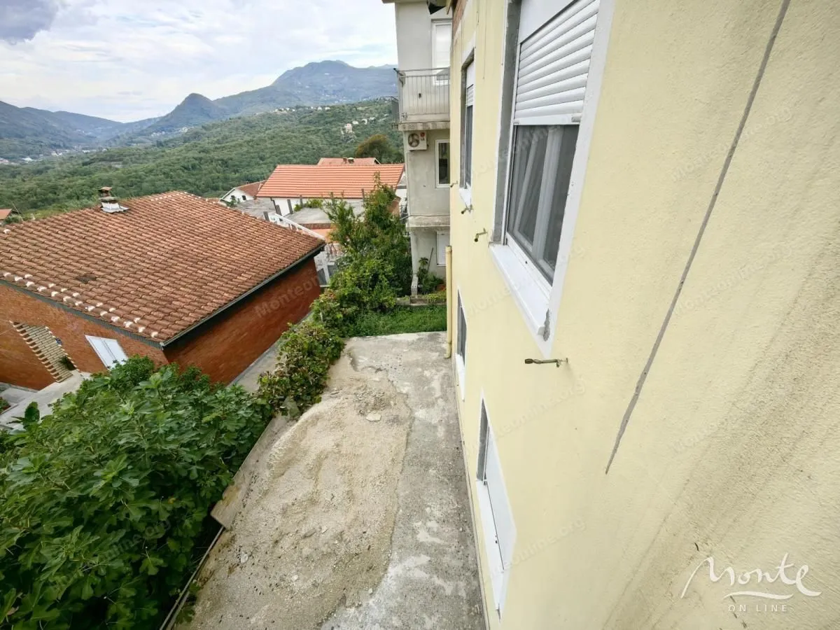 Prodaja, kuća, 180m², Trebešin, Herceg Novi